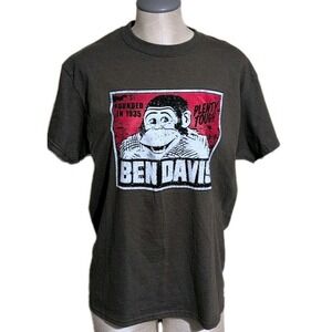 Ben Davis Men's Vintage Gorilla Logo Cotton Short Sleeve T-Shirt Olive Green Med